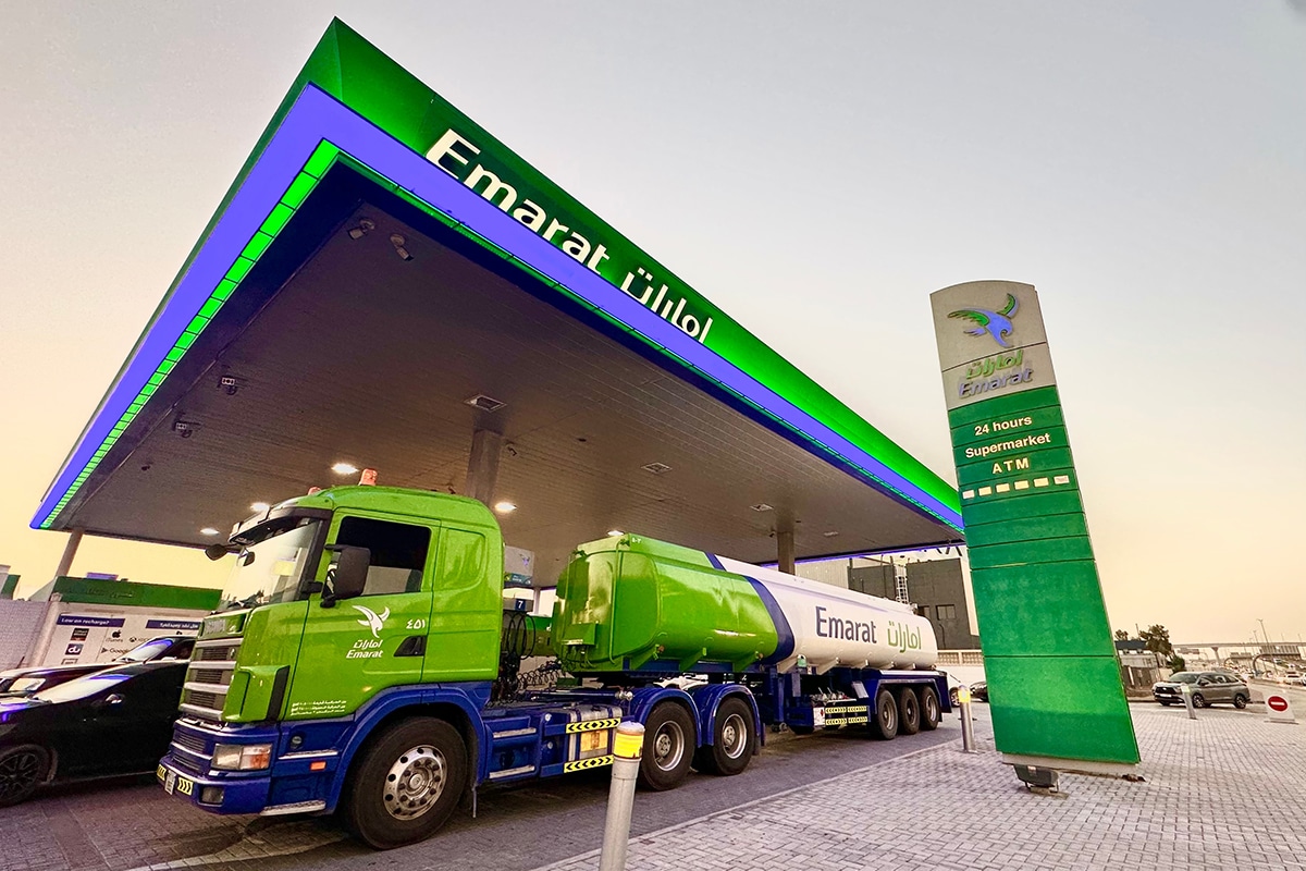 Emarat-petrol-station