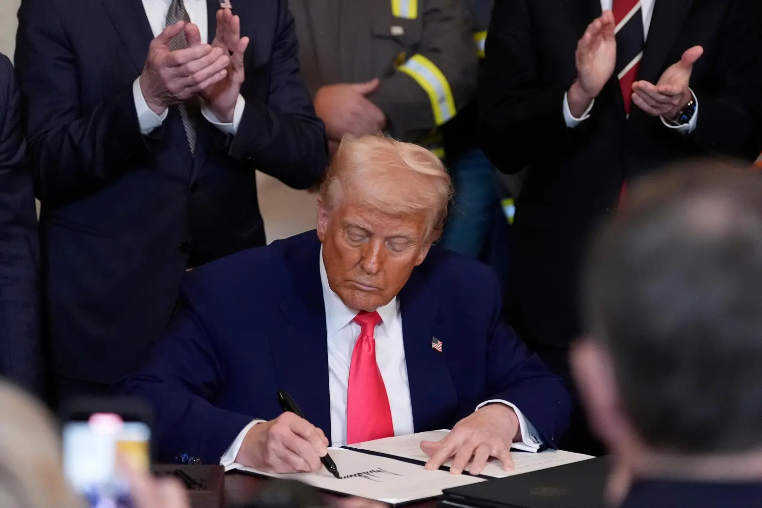 EU imposes new tariffs